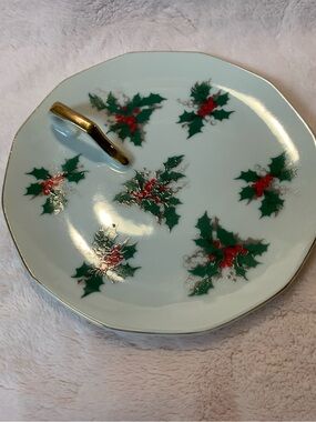 Lefton Porcelain Plate with Red Lefton Sticker and Gold Mark